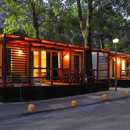 Mediteran Travel Mobile Homes Galeb Omiš Dış mekan fotoğraf