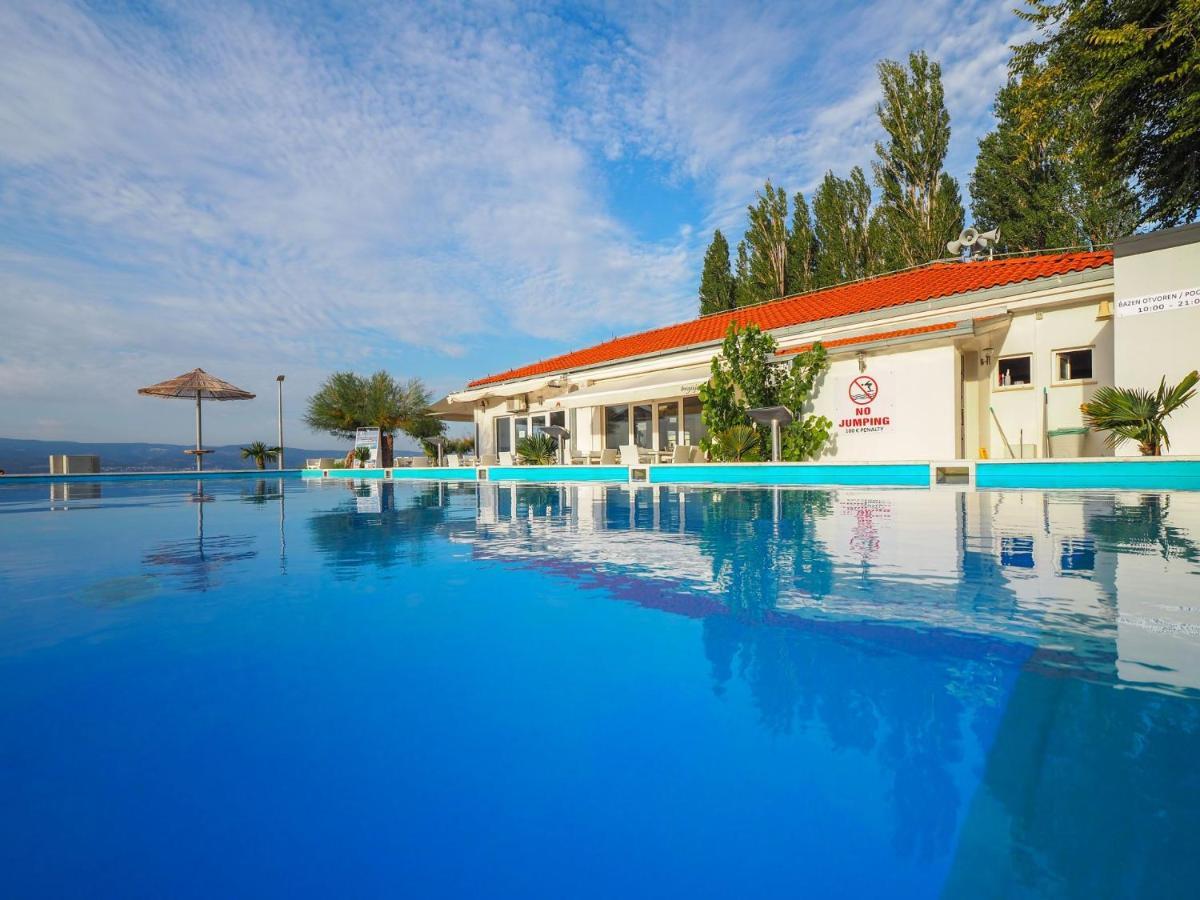 Mediteran Travel Mobile Homes Galeb Omiš Dış mekan fotoğraf