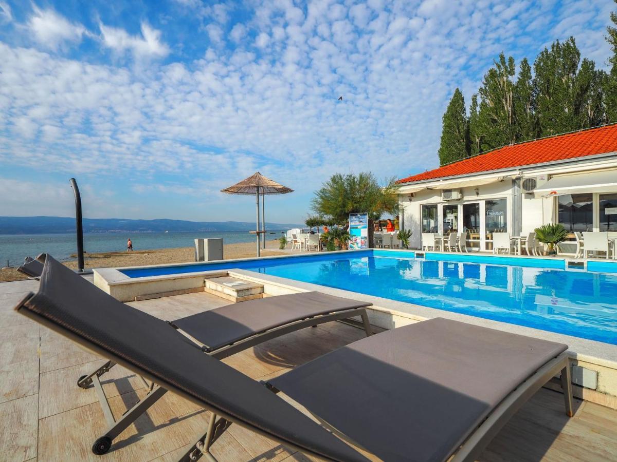 Mediteran Travel Mobile Homes Galeb Omiš Dış mekan fotoğraf